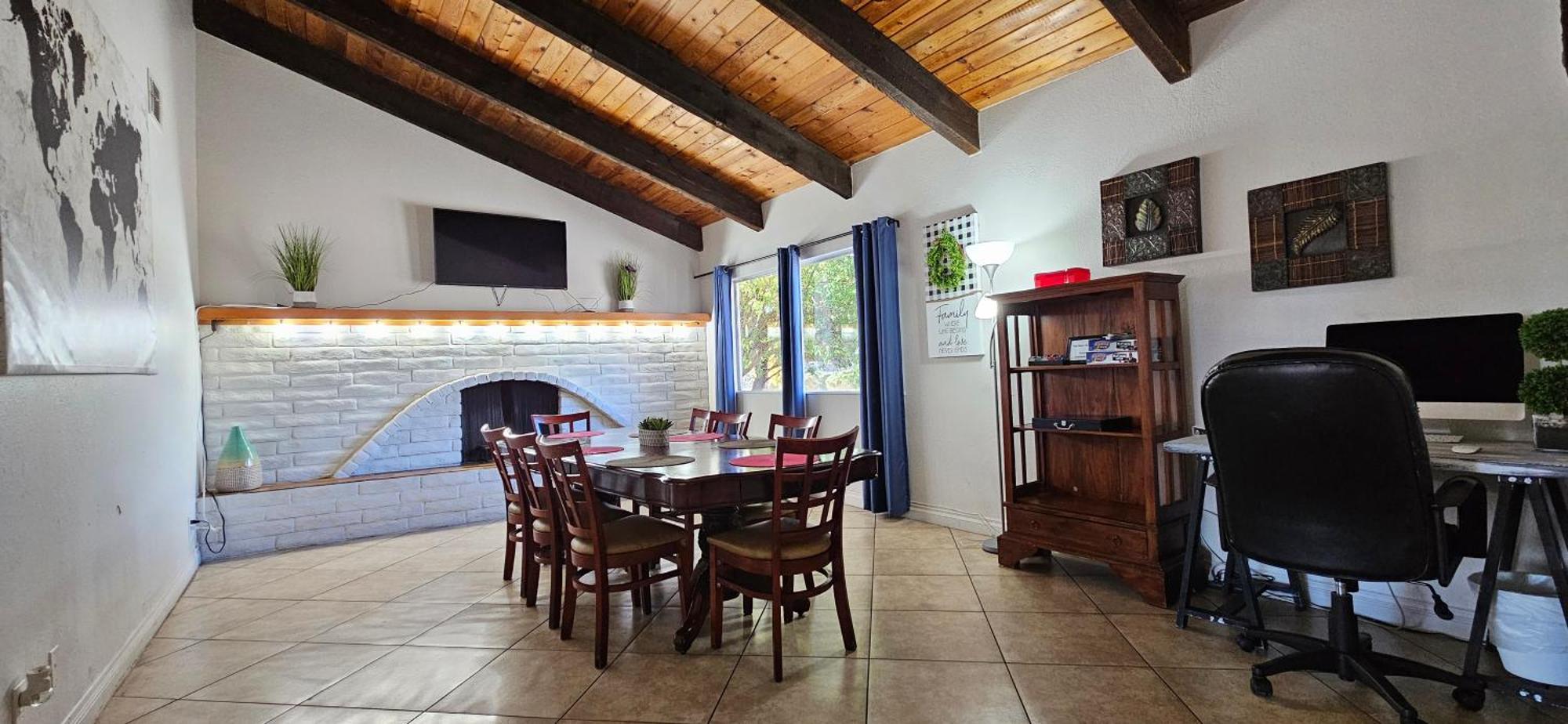 Rustic Warm Fireplace 5 Room Sleeps 16 Las Vegas Bagian luar foto